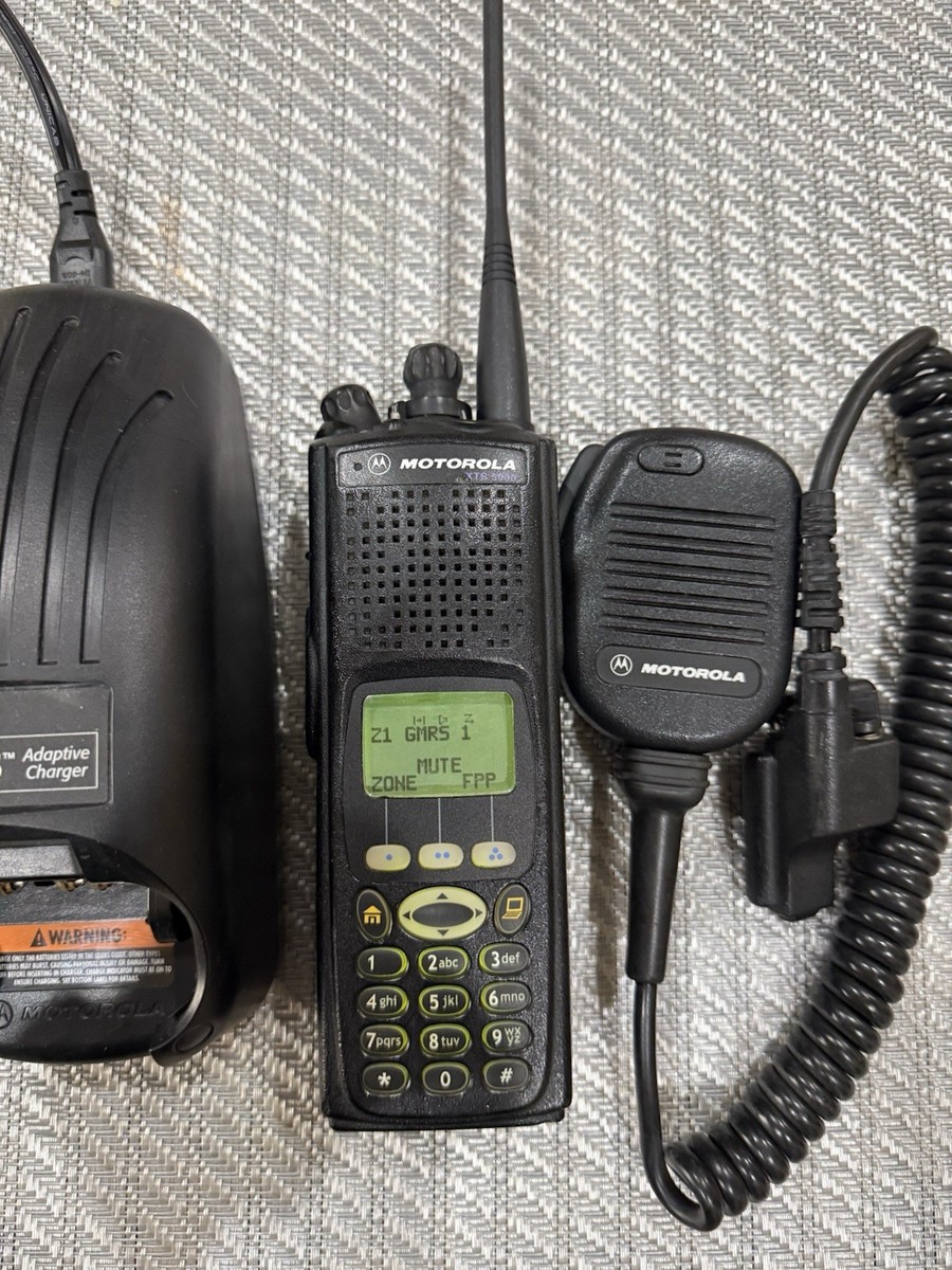 MOTOROLA UHF R1 430-470mhz XTS5000 M3 FPP/ADP. AES-256 LOADED