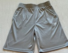 New Balance Boy s Basketball Shorts In Grey. Size L 14-16 . PreOwned Excellent.