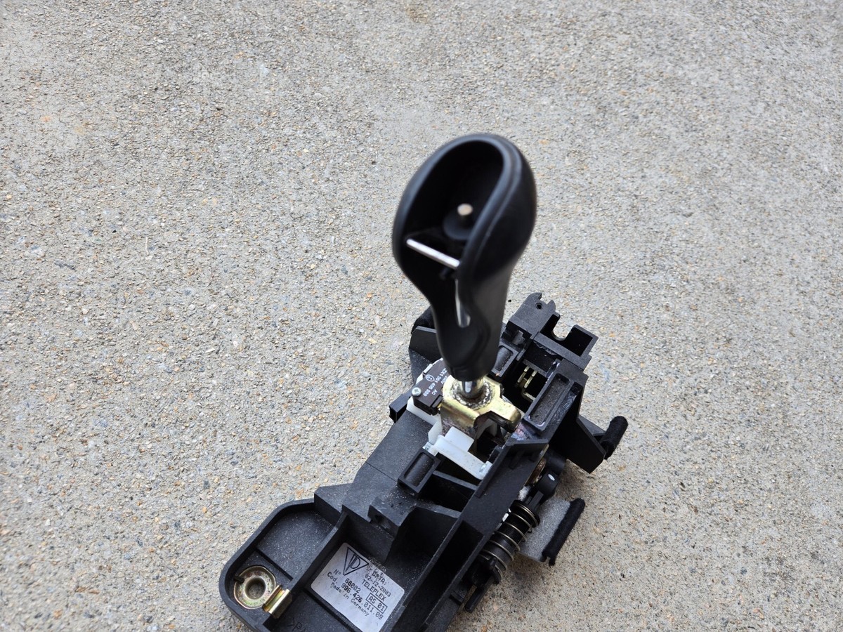 つぶページ Porsche 911 996 Tiptronic Gear Selector Genuine 97-04 986 Boxster