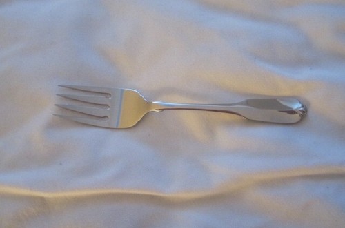 Preowned Lot of Cuisinart Flatware - Unknown Pattern - 33 Pieces - Picture 8 of 10