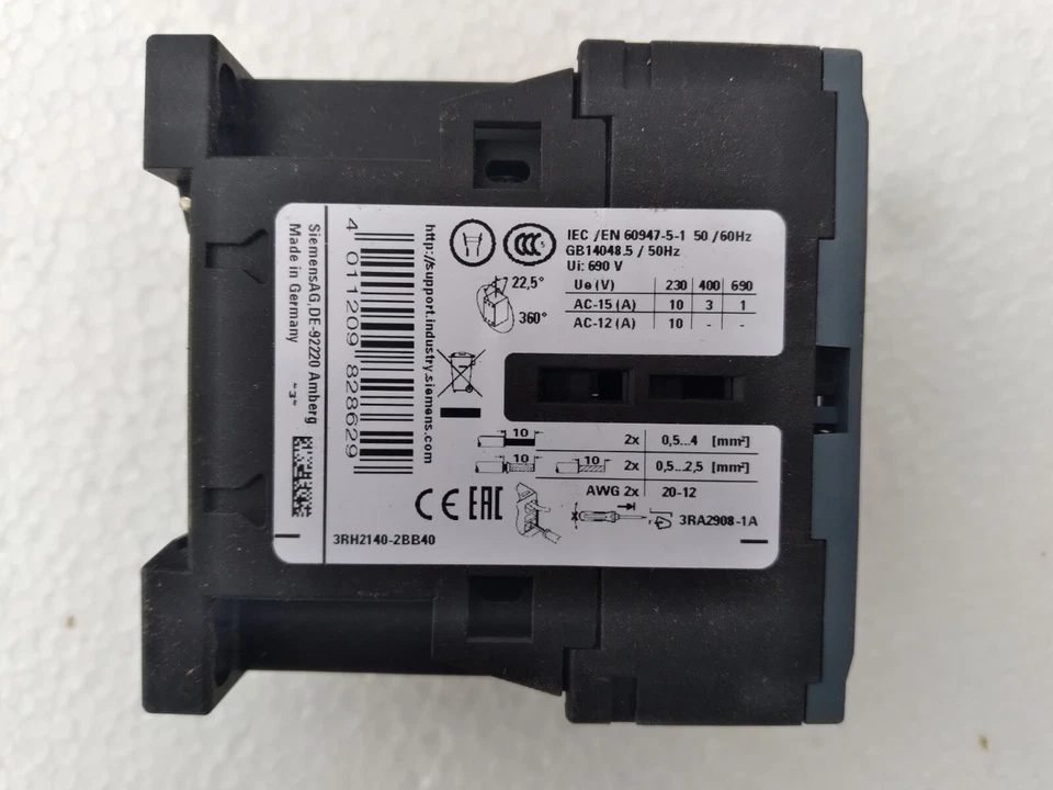Siemens 3RH2140-1BB40 Contactor Relay DC 24V - Brand New - Image 4 of 4