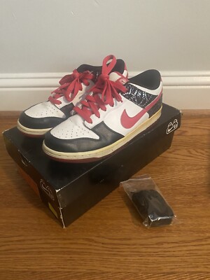 Pre-Owned Nike Women's SB Dunk Low 314141-165 Size Berry Black Silver 