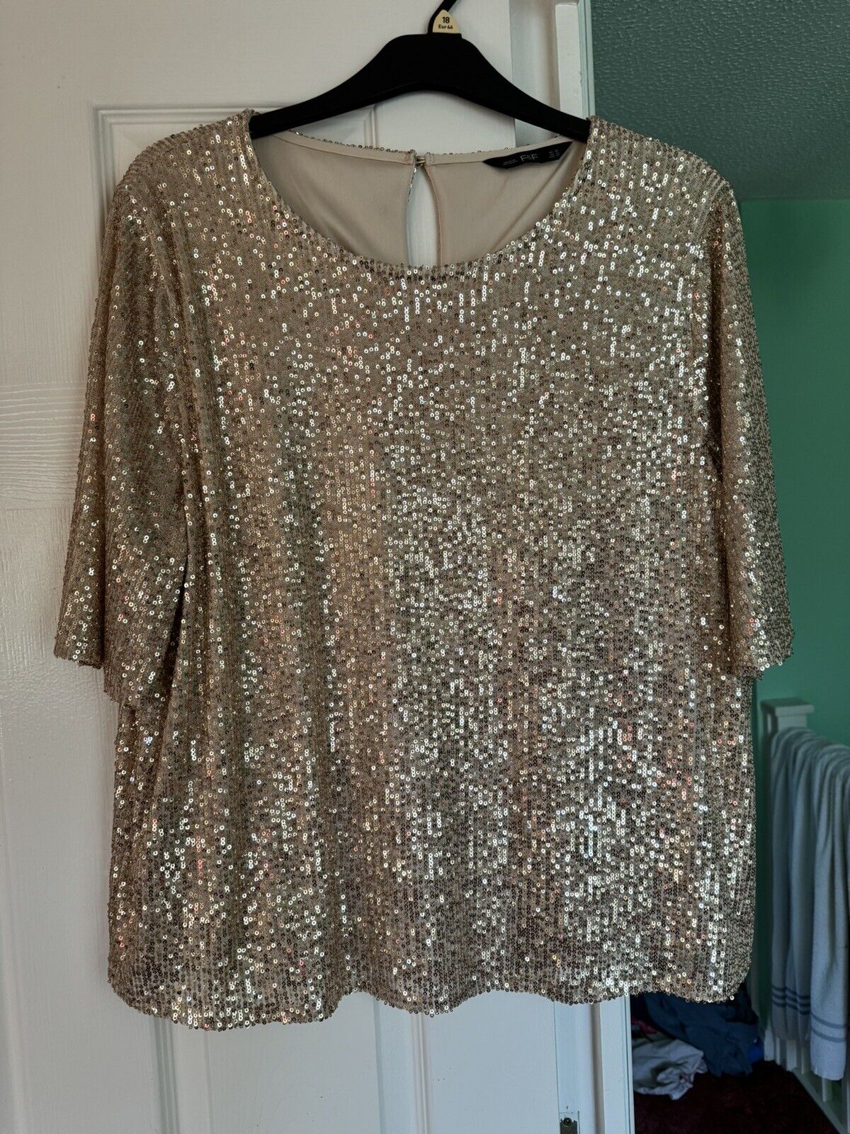 Ladies Gold F&F Loose Sequin Top Size 18 | eBay