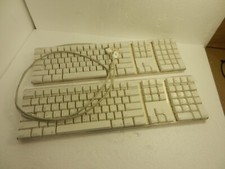 Lot of 2 Apple A1048 Wired USB Keyboard for Mac - White - OEM Genuine