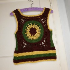 VTG Women Hand Crochet Vest Sun Sunflower Afghan Granny Square  Small 