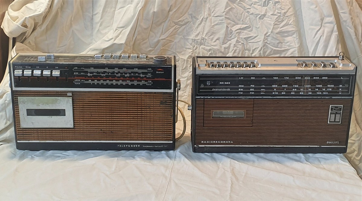 VINTAGE LOT OF 2 CASSETTE RECORDER PHILIPS RR523 * TELEFUNKEN