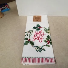 Design Imports Holly Jolly Wreath Embellished Dishtowel 754853