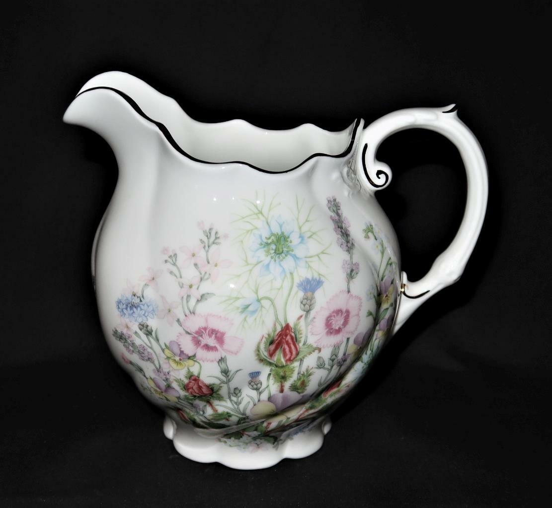 Aynsley WILD TUDOR Pitcher 5 1/2