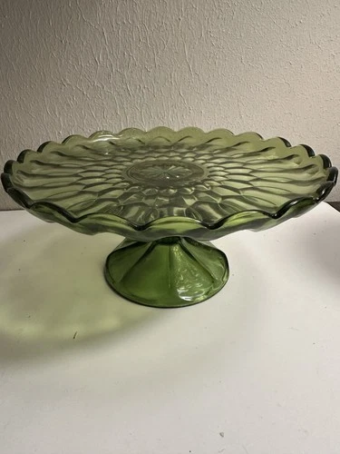 Avocado Green Anchor Hocking Fairfield Pedestal Cake Plate 10” 1970s MCM Vintage