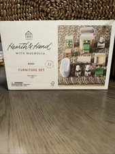 Brand New Hearth Hand Magnolia Toy Dollhouse Furniture 11-Pieces Wooden Set Bath