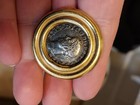 Vintage Earrings Clip 1980's 1990's  Medallion Gold Tone — photo 8