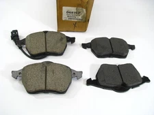 Akebono D687CP FRONT Disc Brake Pads - Ceramic