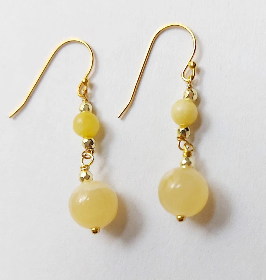 Orecchini in argento 925 laminato oro pietre giada gialla tonda ematite dorata - Immagine 2 di 4