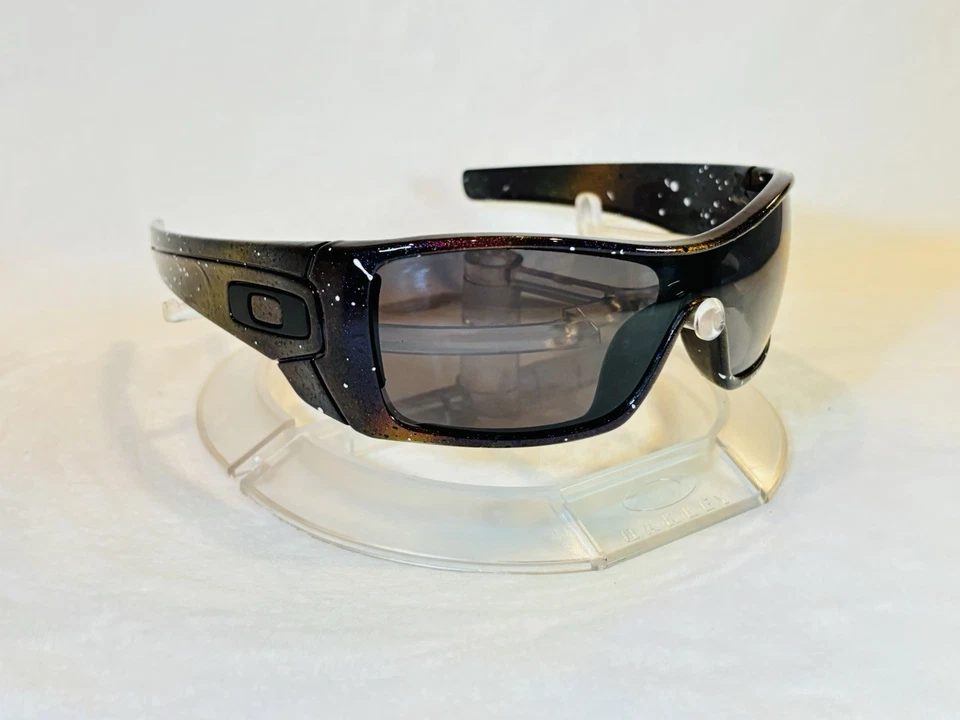 Custom Oakley Batwolf Galaxy ColorShift Sunglasses with Black Mirror Lenses - Image 4 of 4