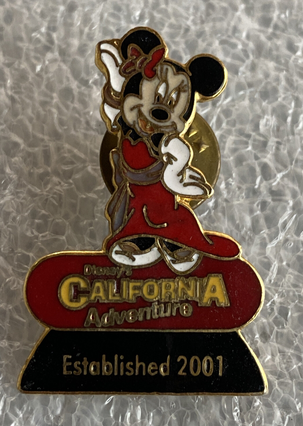 Vintage Pin DCA Established 2001 Formal Series Minnie California Adventure