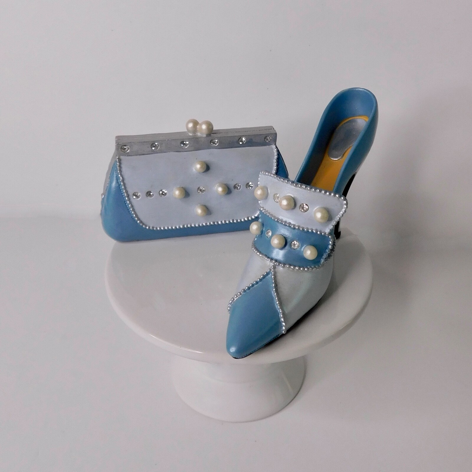 AVON “All Dressed Up” Blue Pearl Pump Shoe & Handbag Set of Two Fashion Figurine