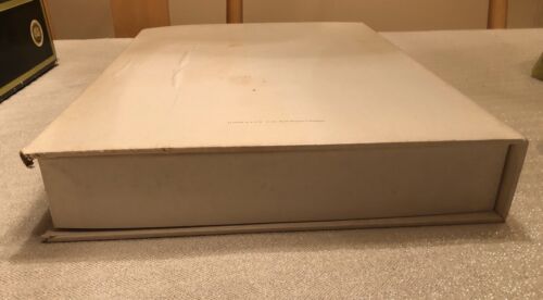 Snow White and the Seven Dwarfs Disney's Exclusive Deluxe Video VHS, Book & More - Picture 9 of 12