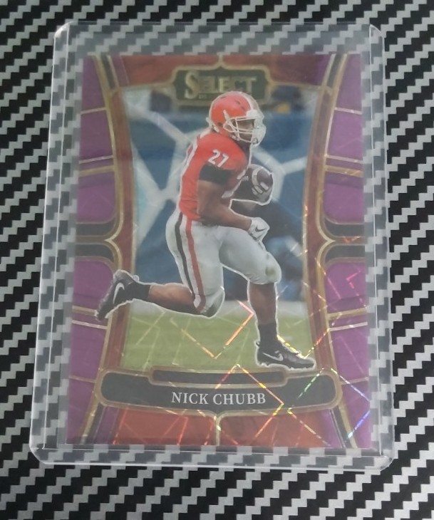 2023 Panini Select Draft Picks - Field Level Nick Chubb #145 Purple Lazer Prizm