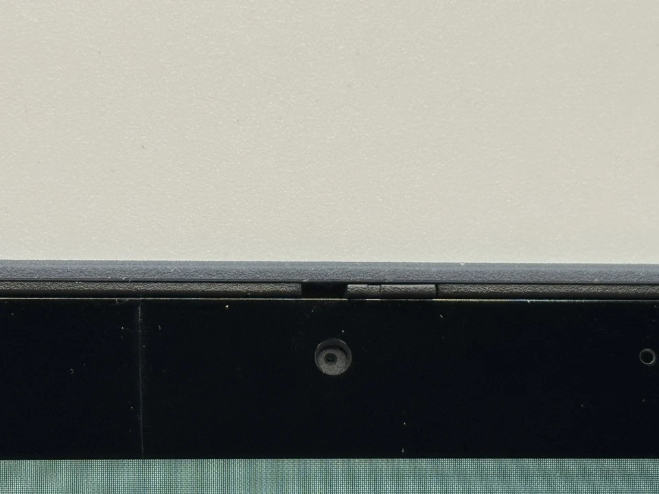 Lenovo 500W Gen 3 11.6" Pentium Silver N6000 1.1GHz 8GB 256GB SSD W11H Usado Leer Foto 4 de 4