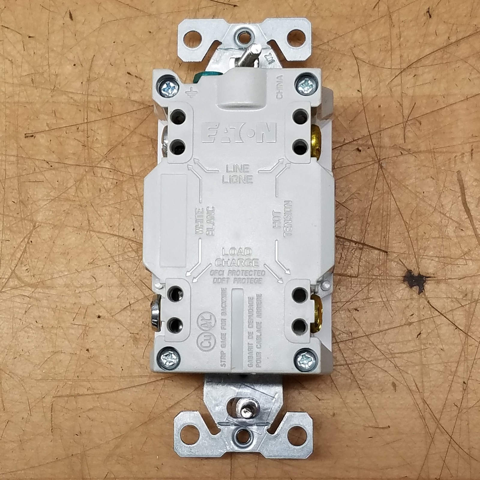 EATON SGF20W Arrow Hart Self-Test Duplex Receptacle, 20A, 125VAC - NEW