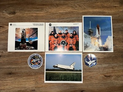 NASA STS-26 Discovery Launch Kennedy Space Press 4 Photo 6 Lot Patch / Sticker