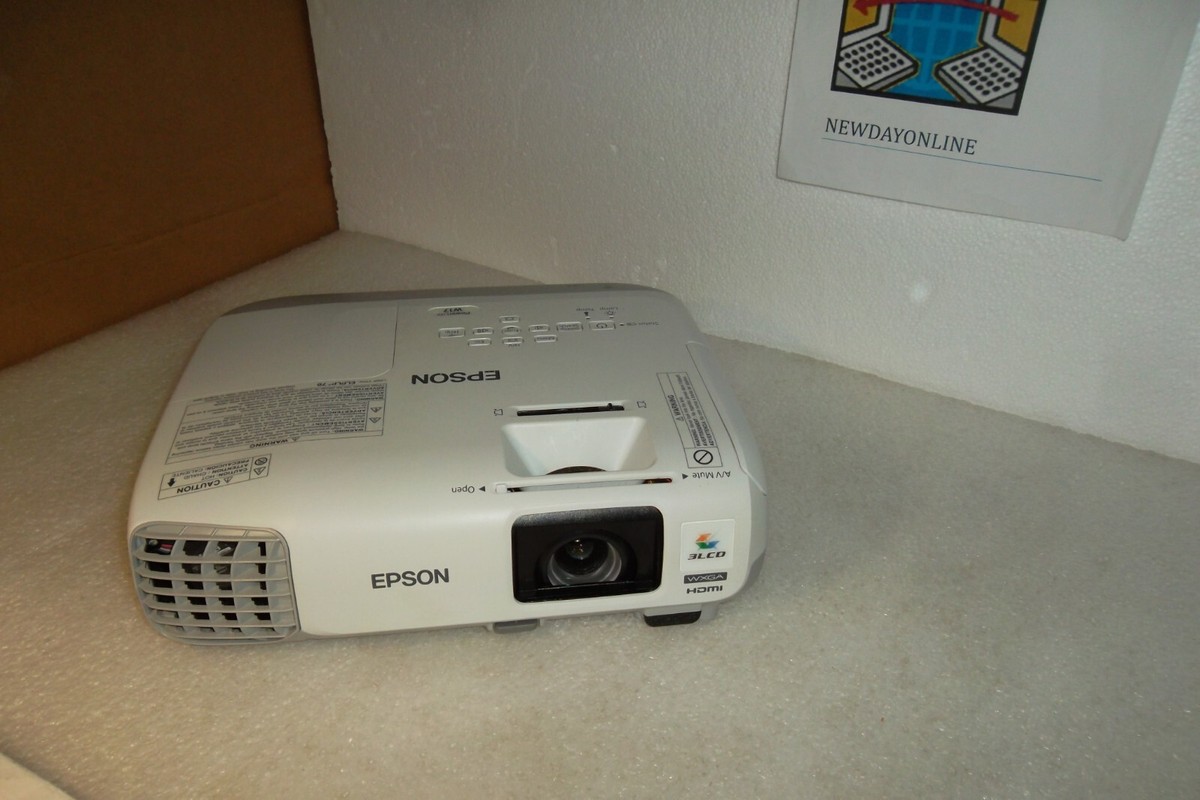 EPSON EB-1776W プロジェクター 63時間