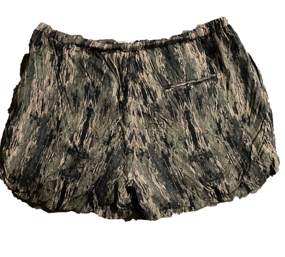 Pantalones Cortos de Seda de Verano Haute Hippie Verde Negro Beige Multi Talla M- $250 Foto 3 de 4