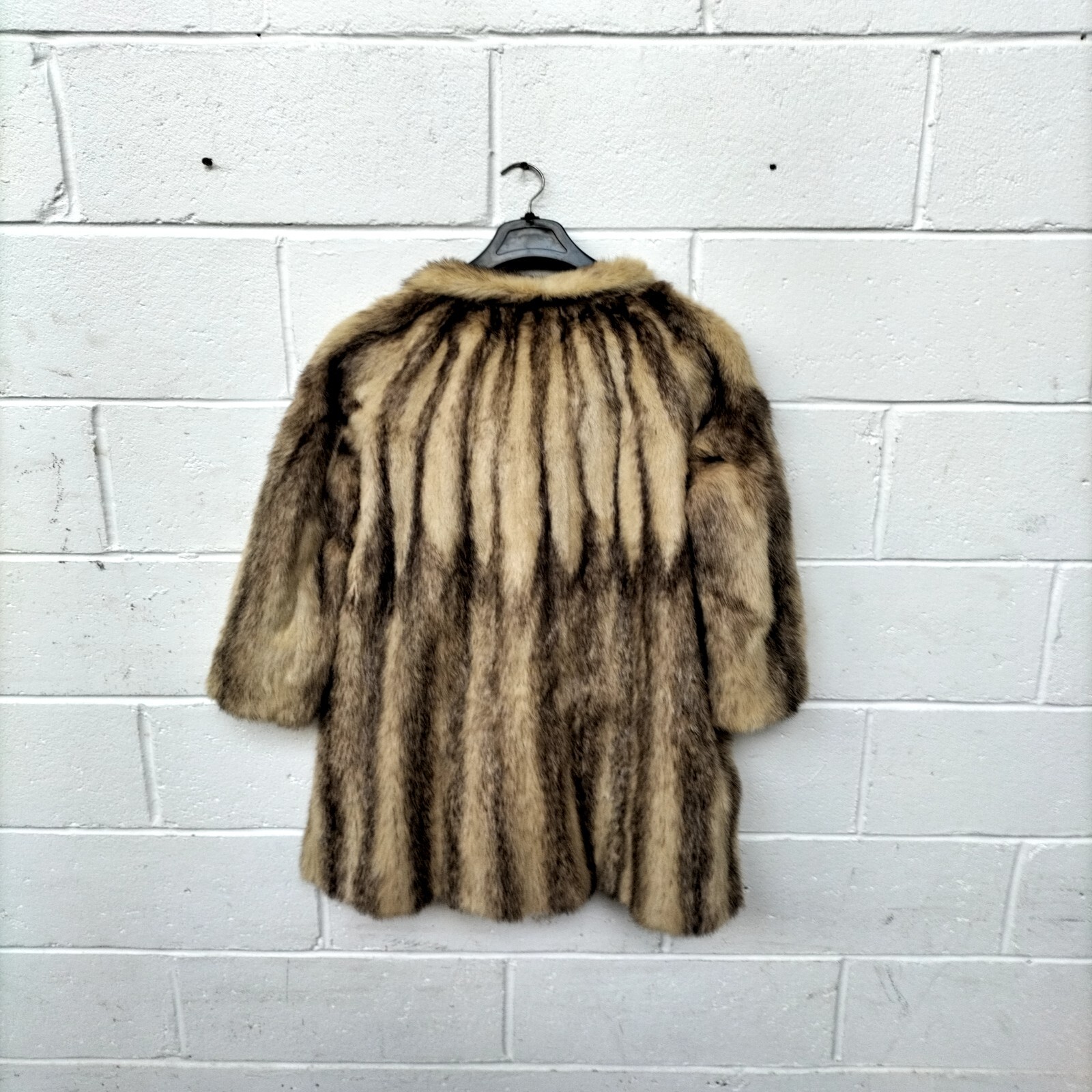 Rare Real Palomino Cross Mink Fur Coat Longer Length - Size Medium image 9