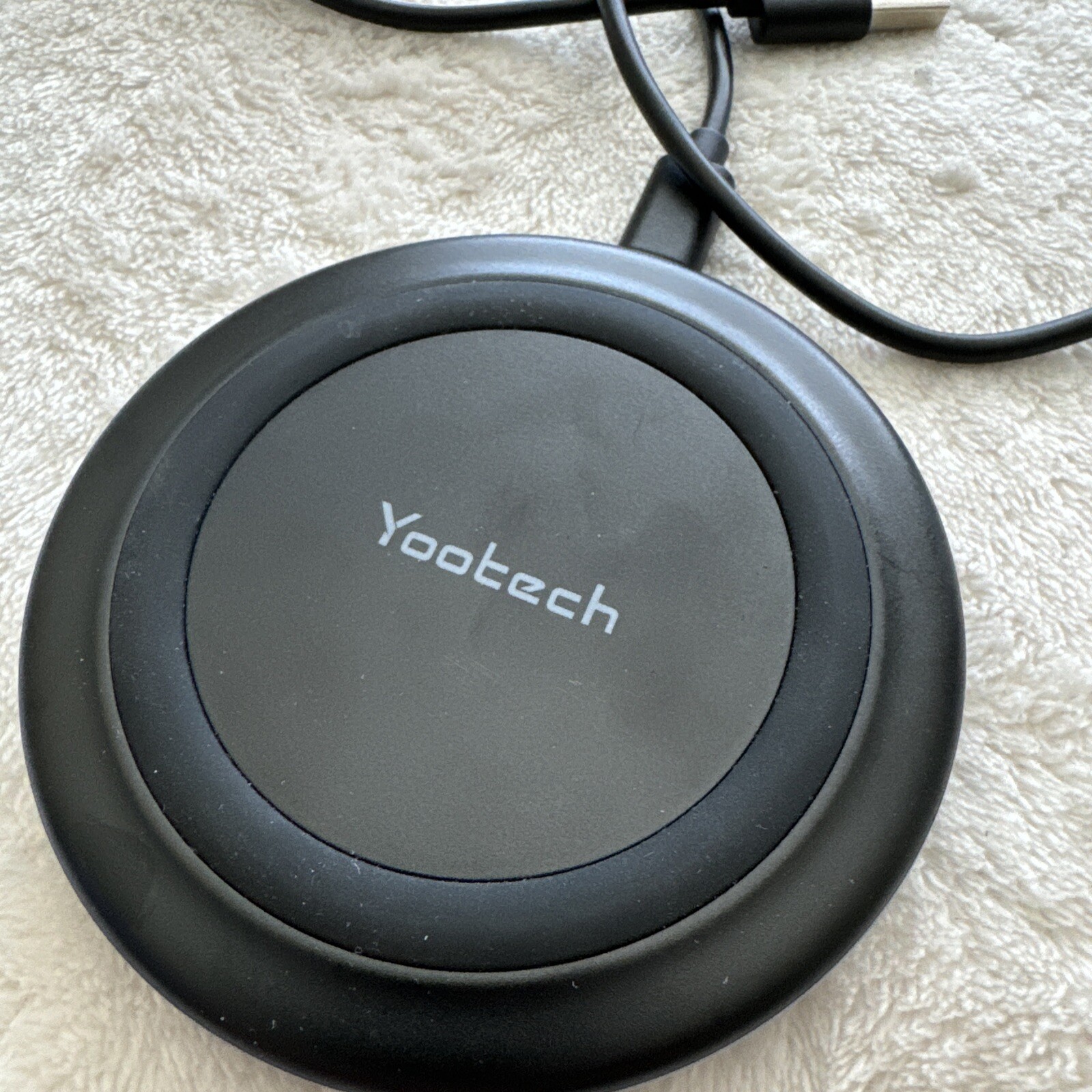 Yootech 10W Max Fast Wireless Charging Pad for Efficient Power