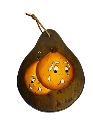 Vintage Anthropomorphic Onions Wall Hanging Wood Hand Painted Retro Folk Art