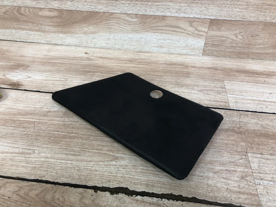 ALFA ROMEO SPIDER OEM PANEL DE PUERTA DEL CONDUCTOR DELANTERO TARJETA EMBELLECEDOR TAPA NEGRO Foto 2 de 4