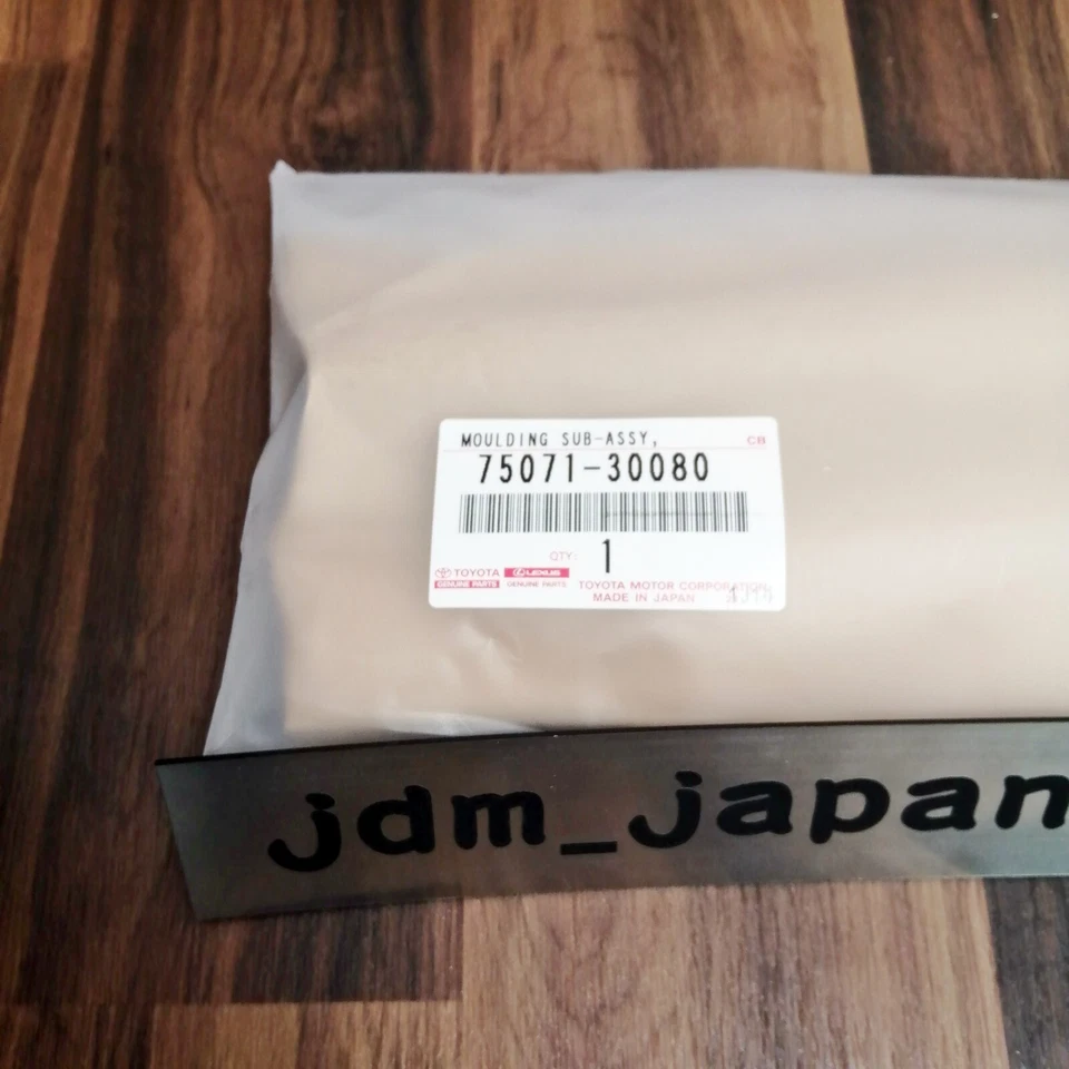 LEXUS 75071-30080 GENUINO GS 350/430/460/450h OEM PUERTA DELANTERA (DERECHA) MOLDEADO INFERIOR Foto 3 de 4