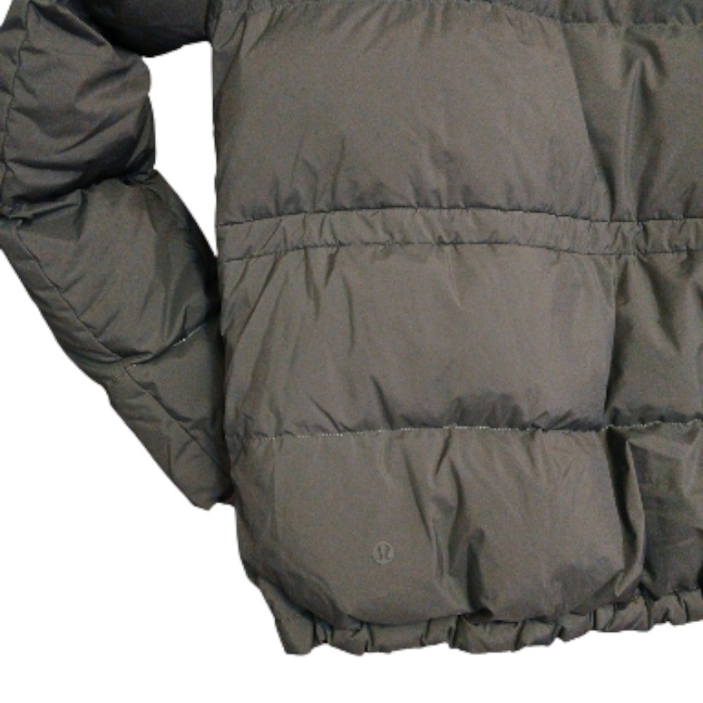 Lululemon Women's Wunder Down-Fill Puffer Jacket Palm Deco Size 8 image 4
