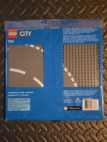 LEGO CITY 7281: T-Junction & Curve (Road Plates) New and Factory Sealed. RARE
