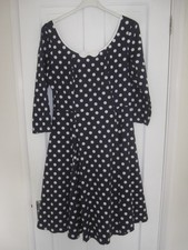 Ladies Worn Once COLLECTIF Vintage Look Navy / White Polka Dot Dress. Size 12.