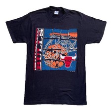 Vintage 90s Chicago Bulls T Shirt Black Basketball Grid NBA Jordan Medium