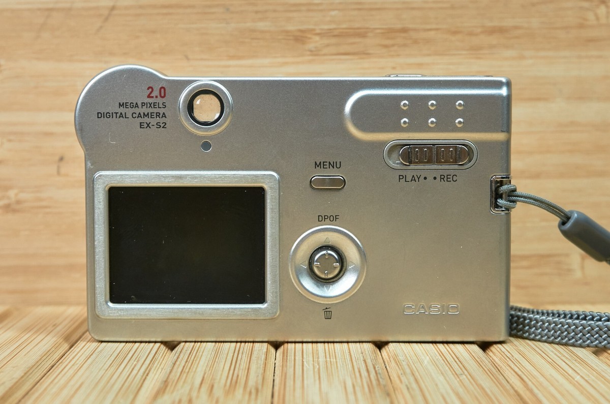 Rare Vintage Casio Exilim EX-S2 2MP Ultra Slim Digital Camera