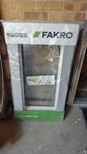 Skylight FAKRO PU Coated Pine, Roof Window (FTU-V) -55cm x 98cm P2 - Double...