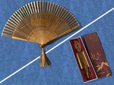 NIB BEAUTIFUL  Wood/Silk JAPANESE FAN  wooden STAND Boxed w/bag