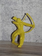Vintage MPC Indian figure firing bow in Yellow plastic.  B74