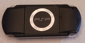 Sony PSP-1001 PlayStation Portable Console Bundle With Games & Accessories 