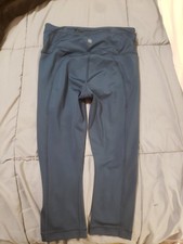 Athleta Accelerate Crop Teal Leggings Athletic Pants 566734-01 Womens size XS