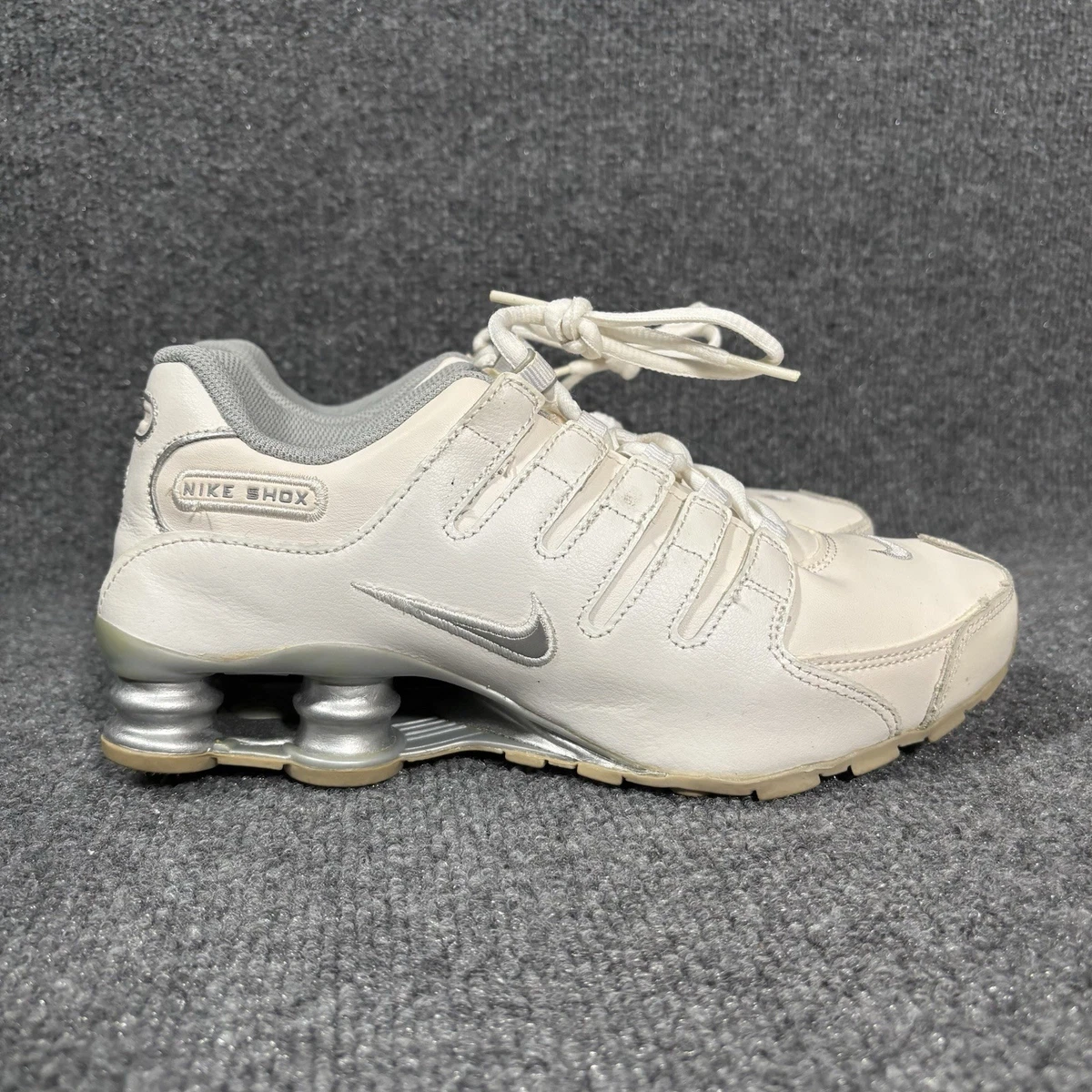 Nike Shox NZ SI Plus GS White Neutral Grey 317929-106 Youth Size 6.5Y Wmn Sz 8 Nike Shox NZ SI Plus GS White Neutral Grey | Mercari main image 3