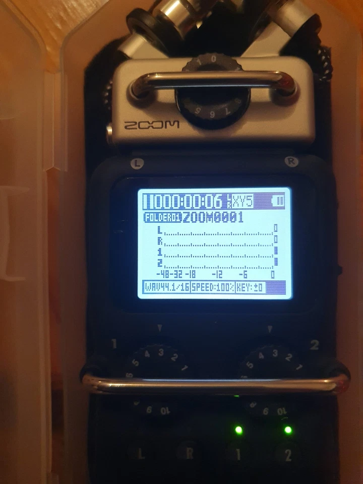 Zoom H5 Digitaler Profi Handy Recorder Schwarz, XYH-5 XY Stereo Mic Silber DJ - Bild 2 von 4