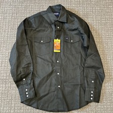 Wrangler Men's Cowboy Cut Firm Finish Western Pearl Snap Solid Work Shirt Medium