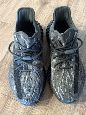 adidas Yeezy Boost 350 V2 Black Gray ID4811 