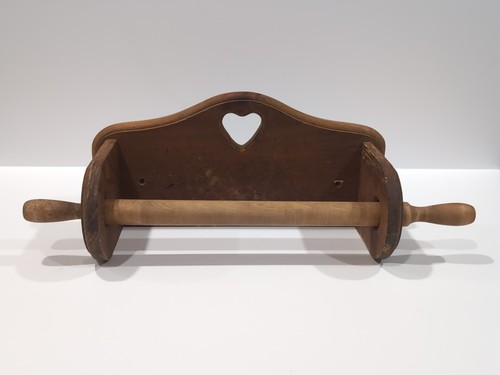 Vintage Wooden Wall Mount Paper Towel Holder With Heart Cutout Grannycore