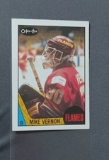 1987 O-Pee-Chee Hockey #215 Mike Vernon Rookie Card RC *NM-MT*  HOF Goalie!. rookie card picture
