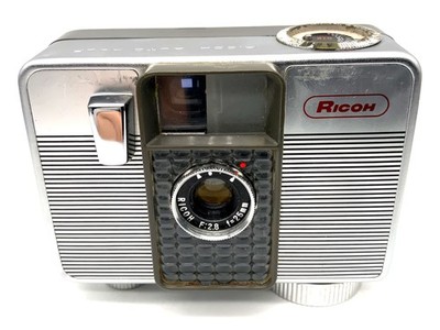Ricoh Auto Half Sucherkamera mit 25mm 1:2.8 Kompaktkamera Analogkamera