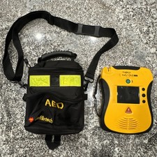 Defibtech Lifeline View AED (DDU-C2300EN) For Parts AS IS Broken W/Carrying Case